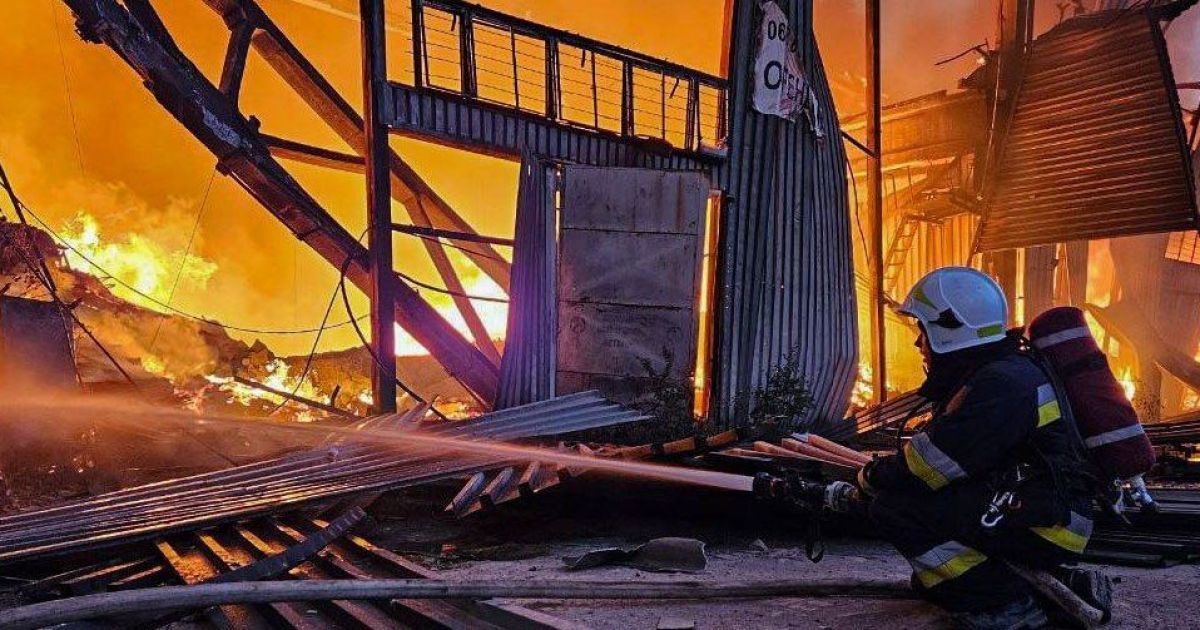 Пожар во Львове после удара дронами
