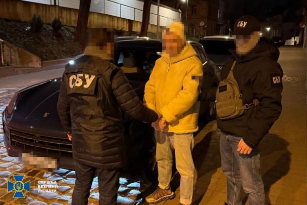 Одного из фигурантов дела СБУ задержала при попытке скрыться за границу / © СБУ