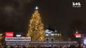 Во Львове торжественное открытие елки транслировали онлайн, а горожан просили не приходить массово на площадь