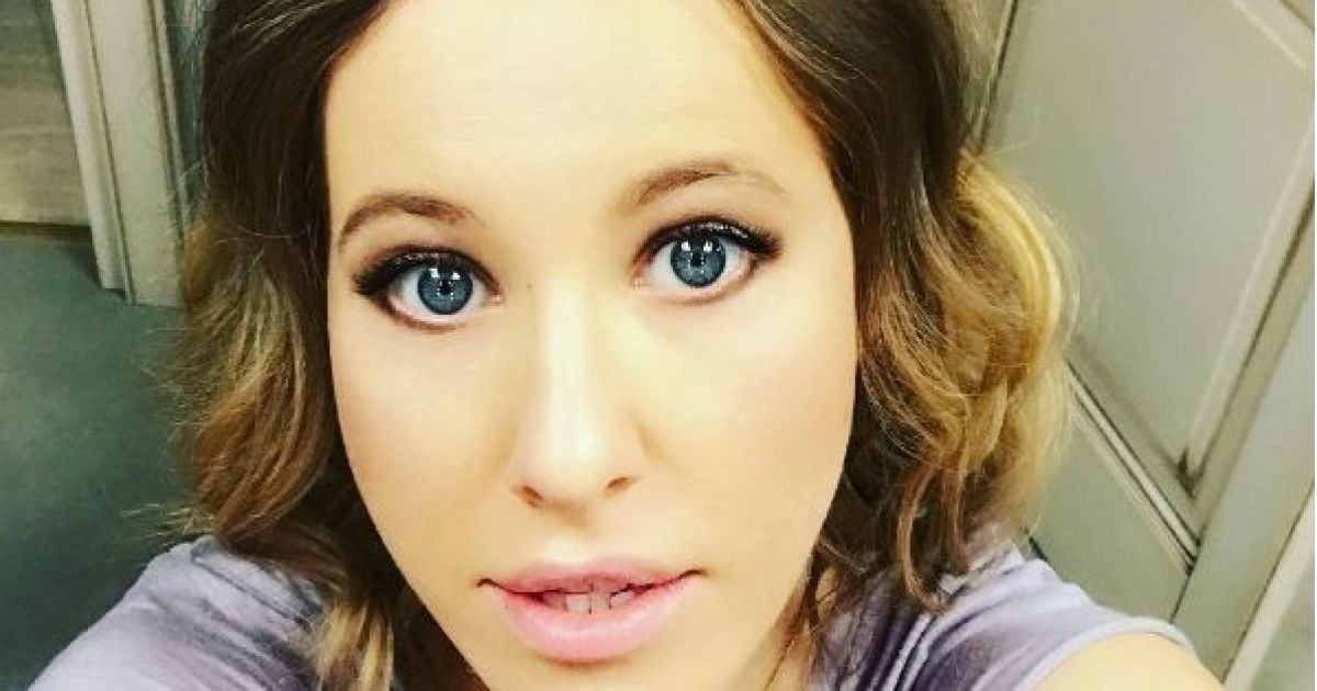 Родина Ксенії Собчак влаштувала "бійку" під час першої прогулянки з її маленьким сином