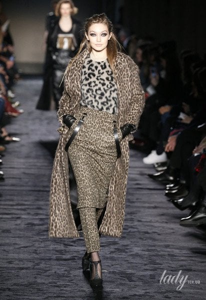 Колекція Max Mara прет-а-порте сезону осінь-зима 2018-2019 / © East News