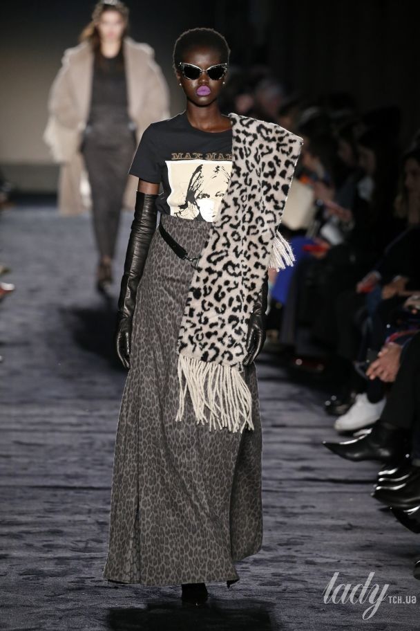 Колекція Max Mara прет-а-порте сезону осінь-зима 2018-2019 / © East News