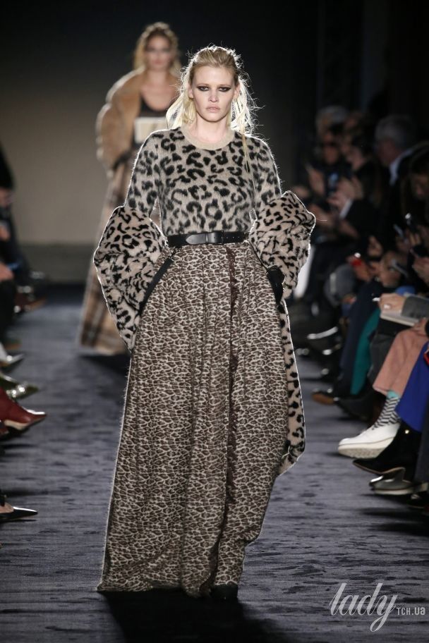 Колекція Max Mara прет-а-порте сезону осінь-зима 2018-2019 / © East News