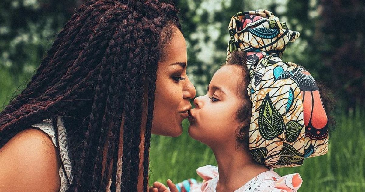 Гайтана с дочерью