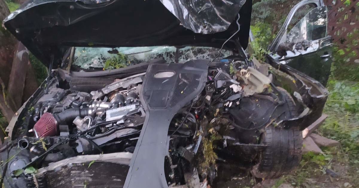 Зніс ліхтар і огорожу ресторану: п'яний 26-річний водій на Audi спричинив смертельну ДТП біля Львова