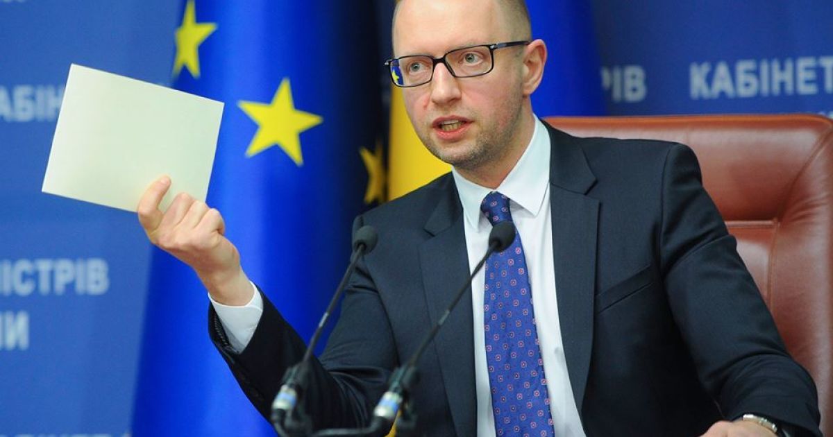 В понедельник Яценюк проведет переговоры в институциях ЕС и НАТО