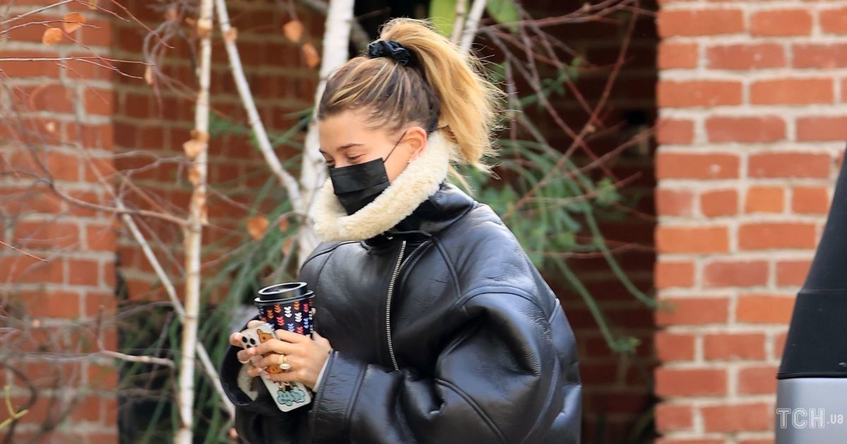 Хейли Бибер