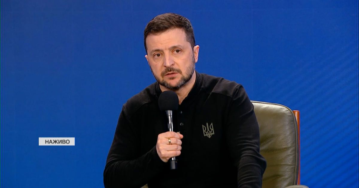 Президент Володимир Зеленський під час пресконференції на форумі “Україна. Рік 2025” заявив про свою готовність залишити пост для досягнення миру в Україні та забезпечення гарантій безпеки. / Фото: телемарафон "Єдині новини"