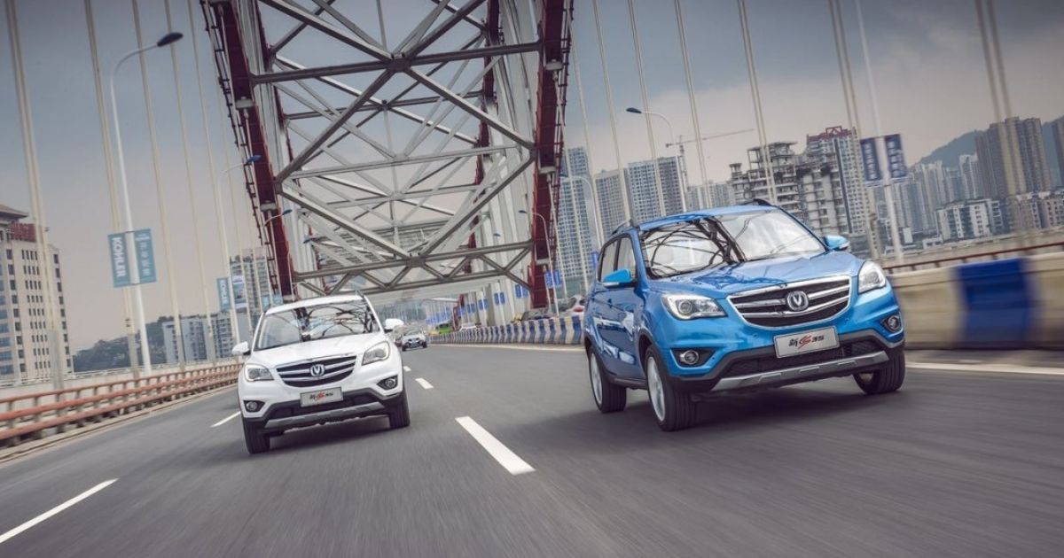 Китайцы обновили кроссовер Changan CS35