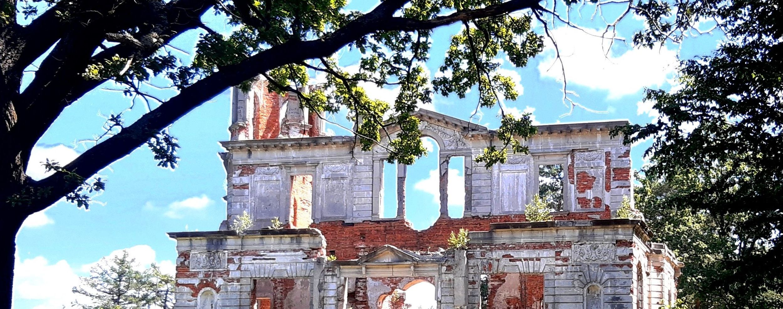 Туристическая Житомирщина: путешествуем по руинам империи сахарозаводчиков Терещенко