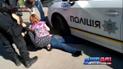 В Запорожье патрульные переехали женщину