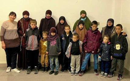 Из лагеря беженцев в Сирии эвакуировали еще троих украинских женщин вместе с 11 детьми