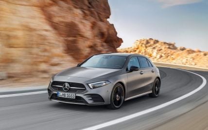 Mercedes-Benz приподнимает завесу над новыми гибридами A-Class