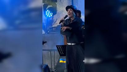 Лайма Вайкуле на своєму концерті неочікувано заспівала українською
