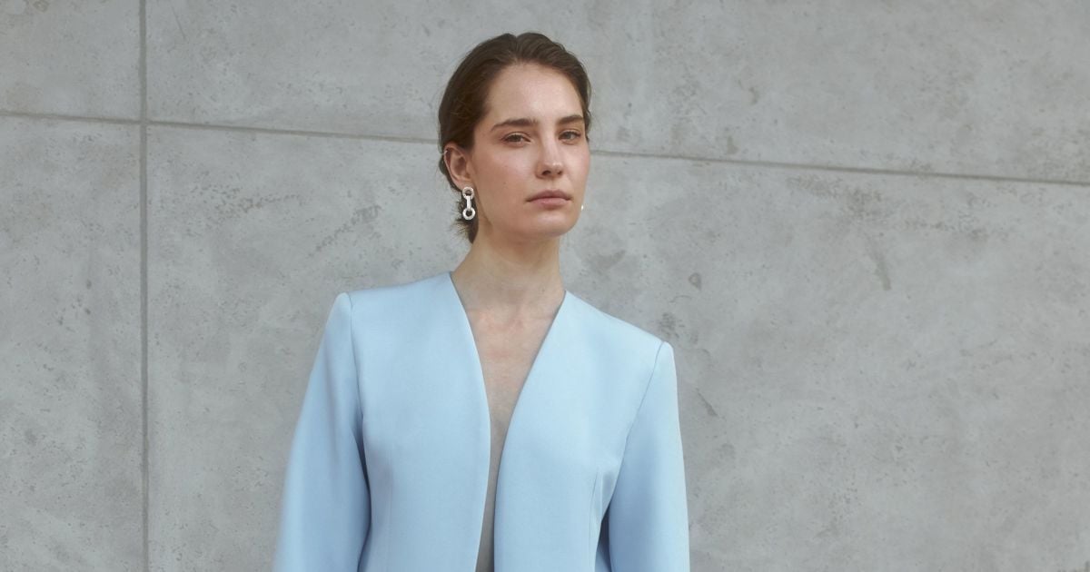 Приталені жакети і напівпрозорі лонгсліви: український бренд презентував нову колекцію