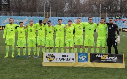 Футбол по-українськи: "Сталь" прийняли в Премєр-лігу через п'ять місяців після старту чемпіонату