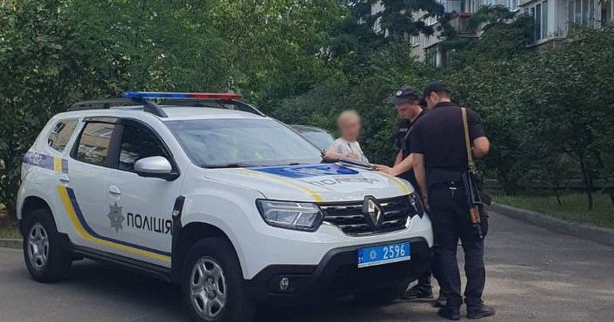 У Києві кане-корсо напав на літню жінку