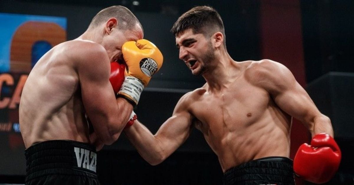 Непереможний українець Петросян нокаутував російського боксера в Єкатеринбурзі (відео)