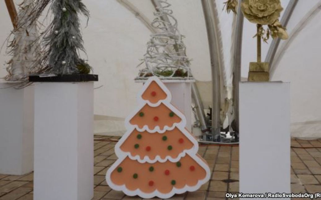 Новогодние игрушки обошлись в 29 тысяч гривен / © Радио Свобода