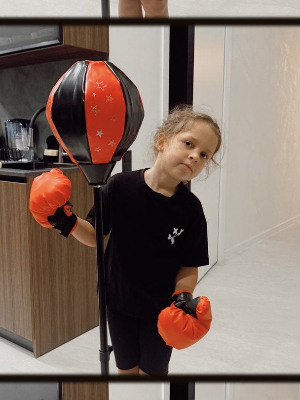 Старша донька Світлани Тарабарової / © instagram.com/tarabarova