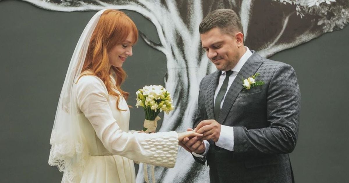 Светлана Тарабарова в честь годовщины поделилась редкими свадебными фото