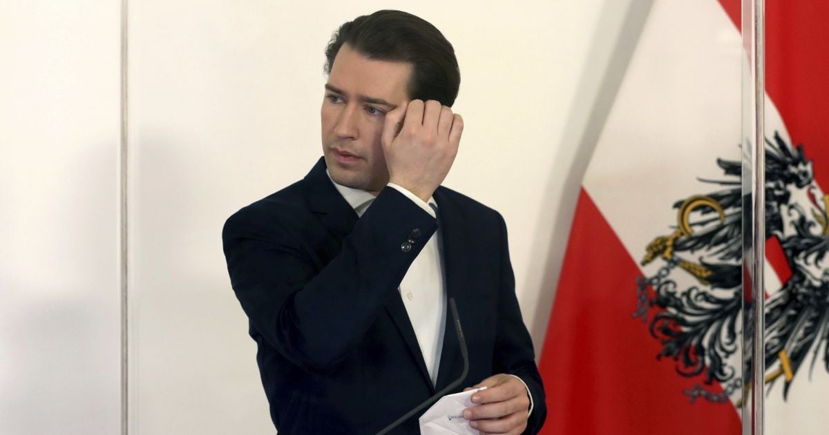 Через корупційний скандал канцлер Австрії подав у відставку