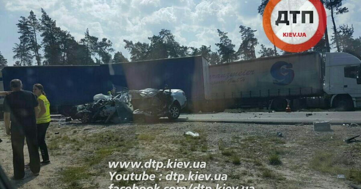 у Святошинському районі Києва на Гостомельському шосе сталася смертельна ДТП_10 / © dtp.kiev.ua