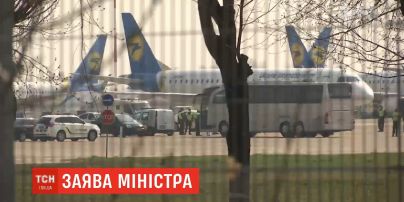 Больше никаких самолетов из-за границы: МВД не даст разрешения на спецрейсы