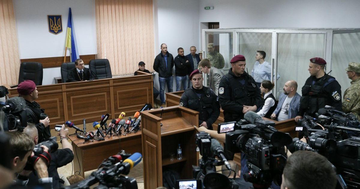Надія Савченко в суді_4 / © УНІАН