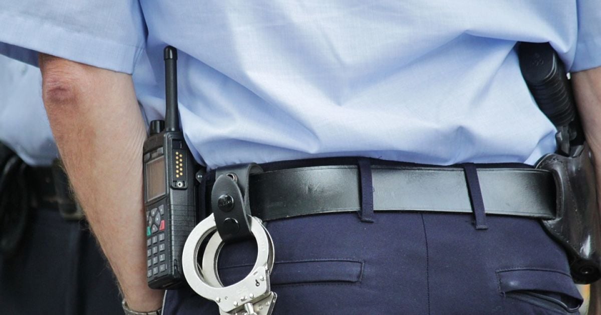 У центрі Києва чоловік напідпитку ножем штрикнув підлітка