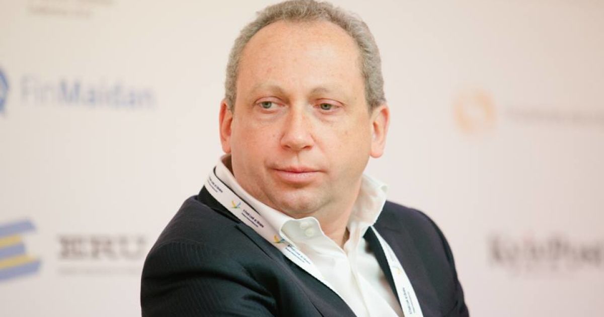 Російський фінансист розповів, як вплинуть європейські санкції на економіку РФ