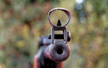 В Запорожье пьяный мужчина стрелял из винтовки по патрульным