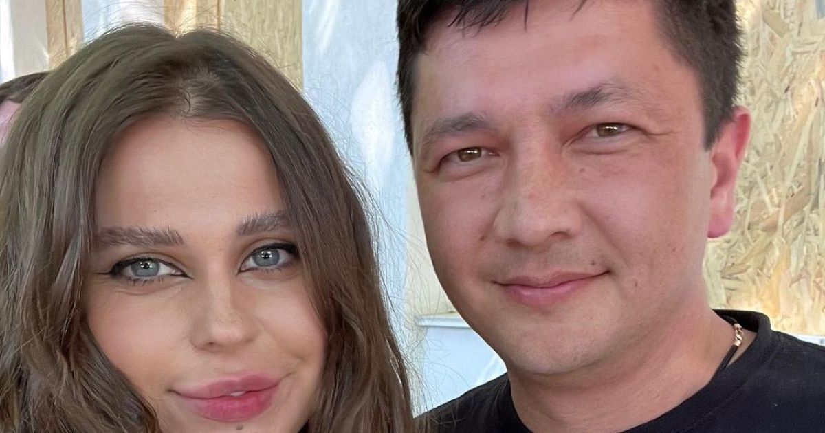 Зарицкая сделала селфи с Виталием Кимом и с KAZKA выступила для бойцов ВСУ