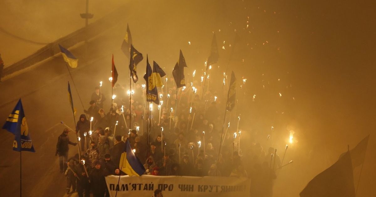 смолоскипна хода в Києві до дня пам'яті Героїв Крут_7 / © УНІАН