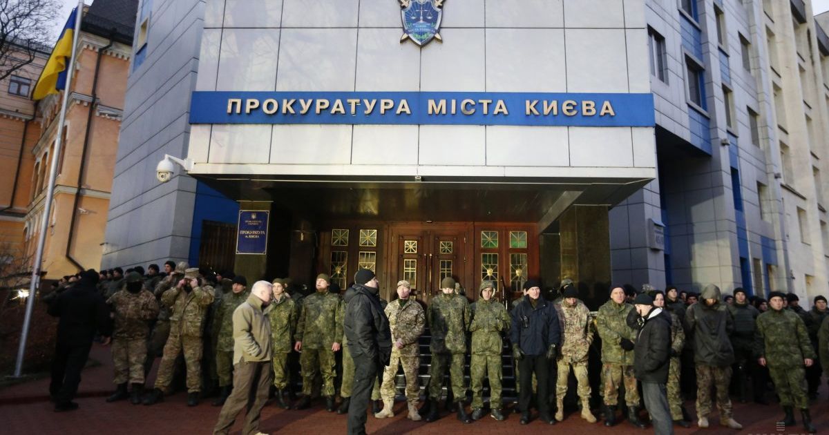 Провальная переаттестация. Прокуроры впустили в свою "касту" только 3% людей со стороны