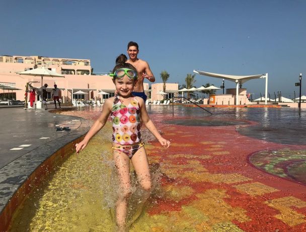 Володимир Остапчук з донькою / © instagram.com/vova_ostapchuk