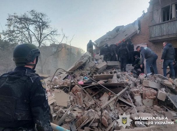 Наслідки атаки РФ на Прилуки. / © Поліція Чернігівської області