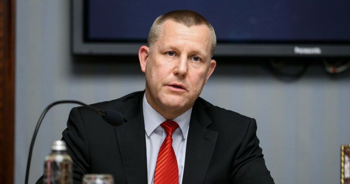 Керівника "ПриватБанку" хочуть через суд звільнити з роботи