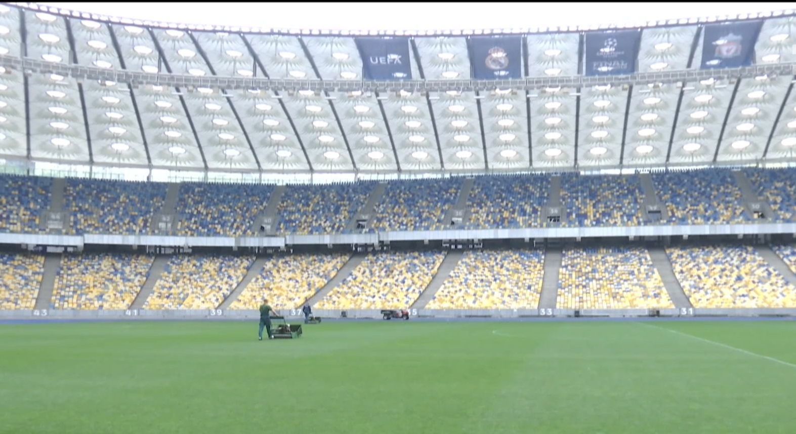 Киевский стадион "Олимпийский" готовят к финалу Лиги чемпионов
