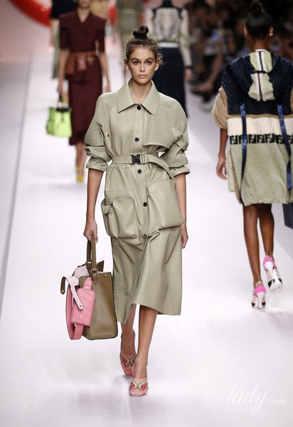 Коллекция Fendi прет-а-порте сезона весна-лето 2019 / © East News