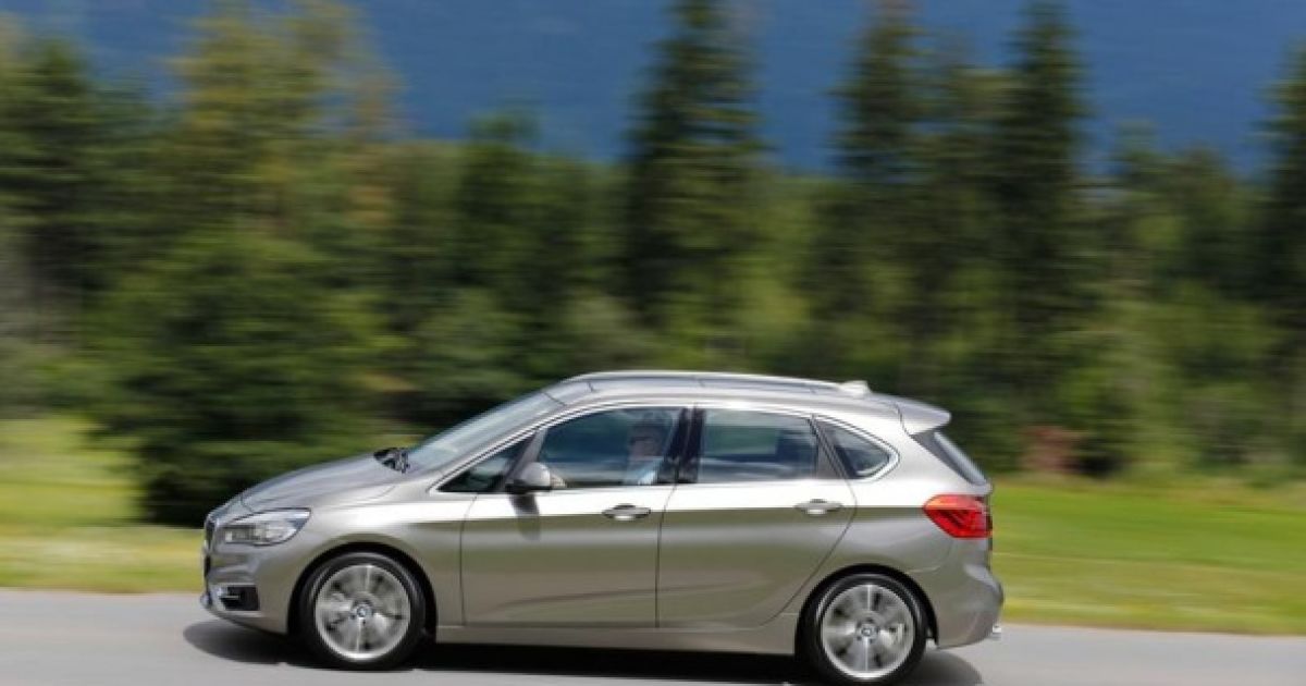 У РФ іномарки йдуть з продажу