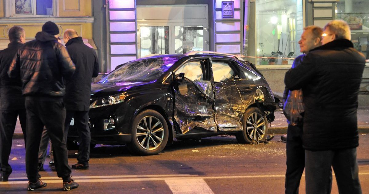 Вагітна жінка і ще двоє постраждалих у ДТП в Харкові перебувають без тями – ЗМІ 