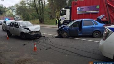 лобова ДТП на Ольжича у Києві_3 / © Еспресо.TV