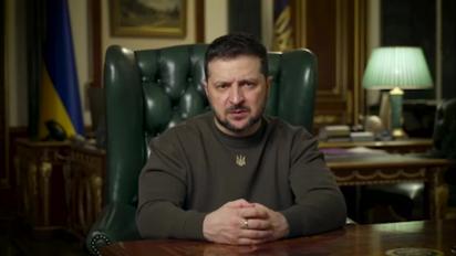 Зеленський за 21 лютого: штурми і увесь спектр зброї, що відбувається на фронті