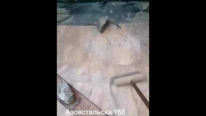 Квартири маріупольців затоплює після «ремонту» від РФ 