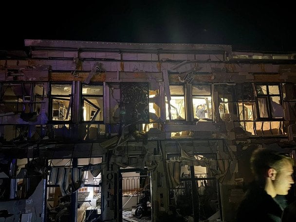 Наслідки атаки. Фото: Сергій Лисак