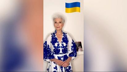 Мировые политики и звезды нарядились в вышиванки