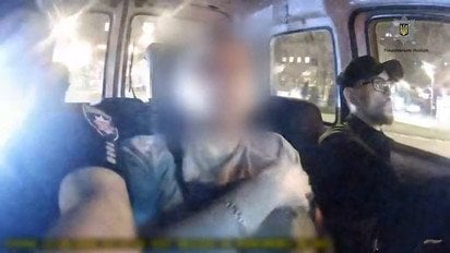 Затримання чоловіка у Києві зняли шведські журналісти: поліція оприлюднила відео з бодікамер