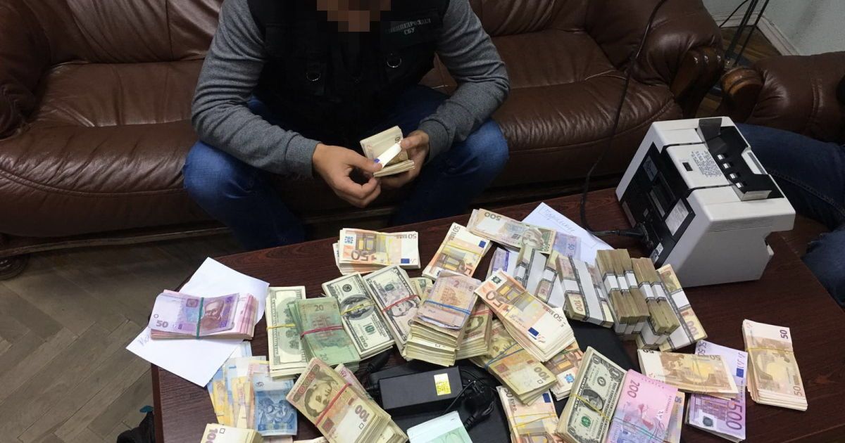 Одеський бізнесмен щомісяця "відмивав" $ 1 млн через офшорні компанії