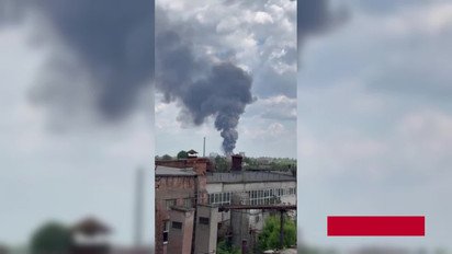 Дым виднелся за километры! Сразу два масштабных пожара бушевали в Украине